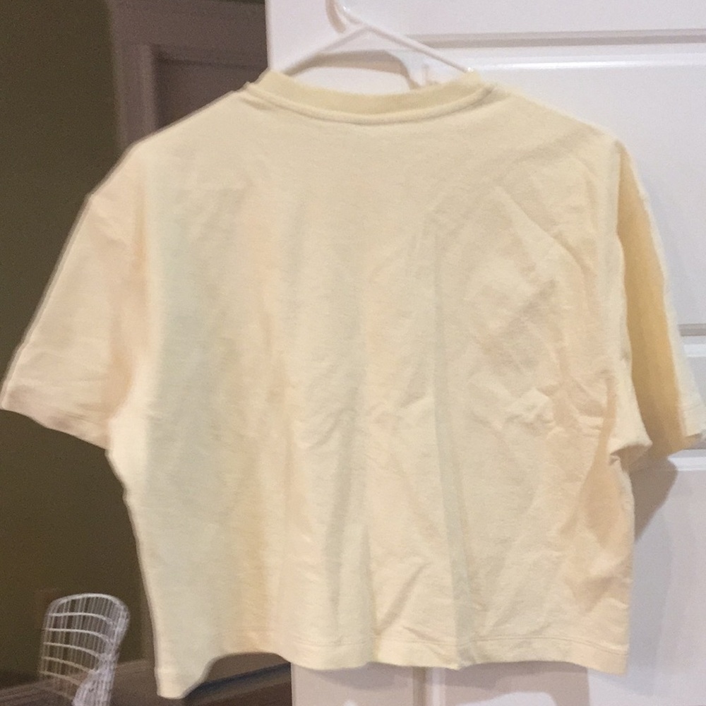 NWT Women’s Uniqlo Yellow Jersey Size Small - Picture 3 of 3